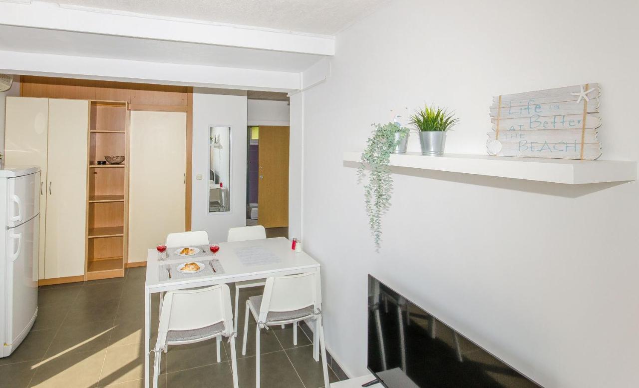 Apartment Liana - Vala *