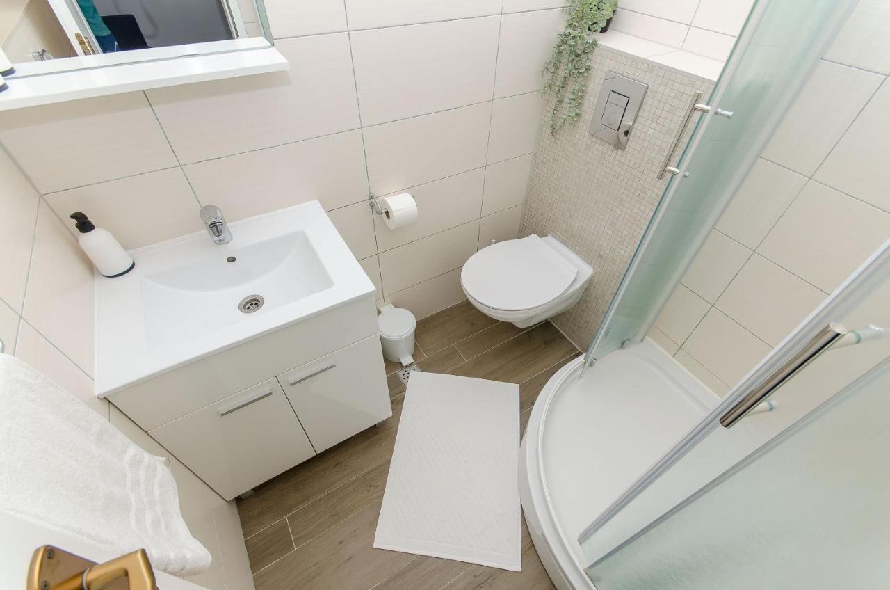 Liana - Vala Apartment Mimice